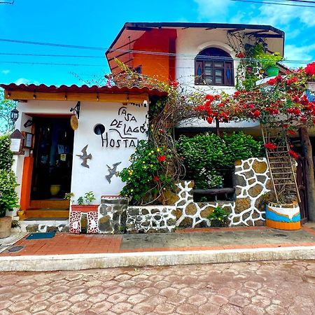 Casa del Lago Lodging House Puerto Ayora  Esterno foto