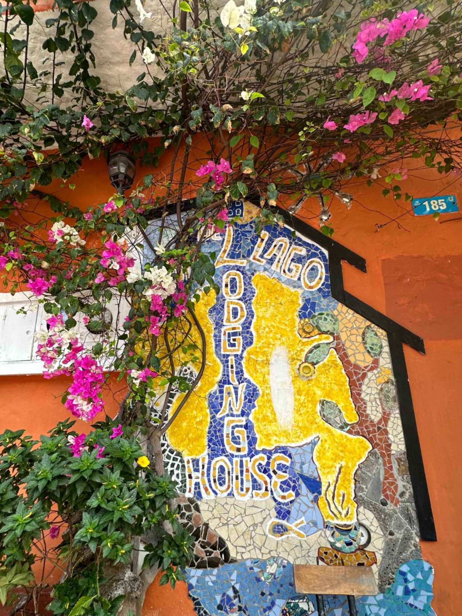 Casa del Lago Lodging House Puerto Ayora  Esterno foto