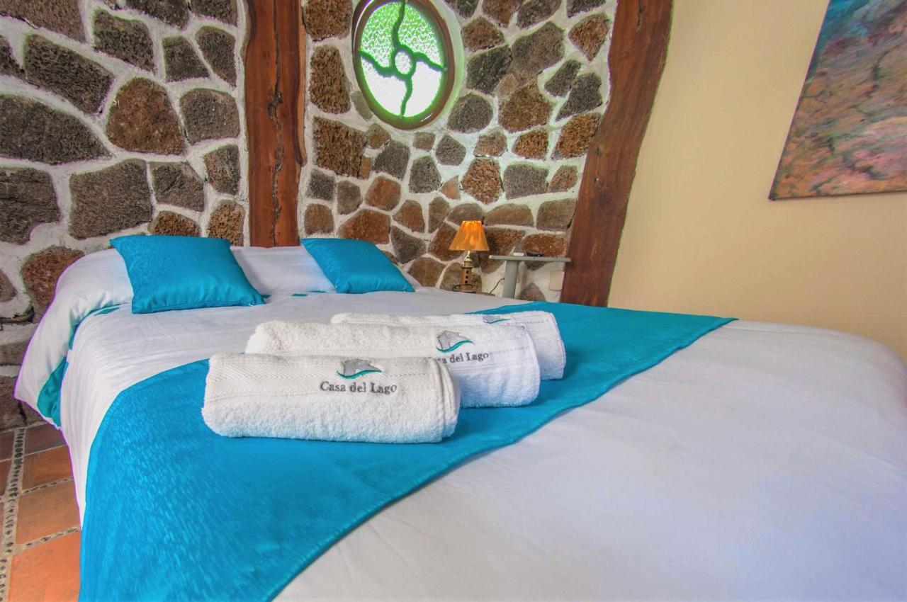 Casa del Lago Lodging House Puerto Ayora  Esterno foto
